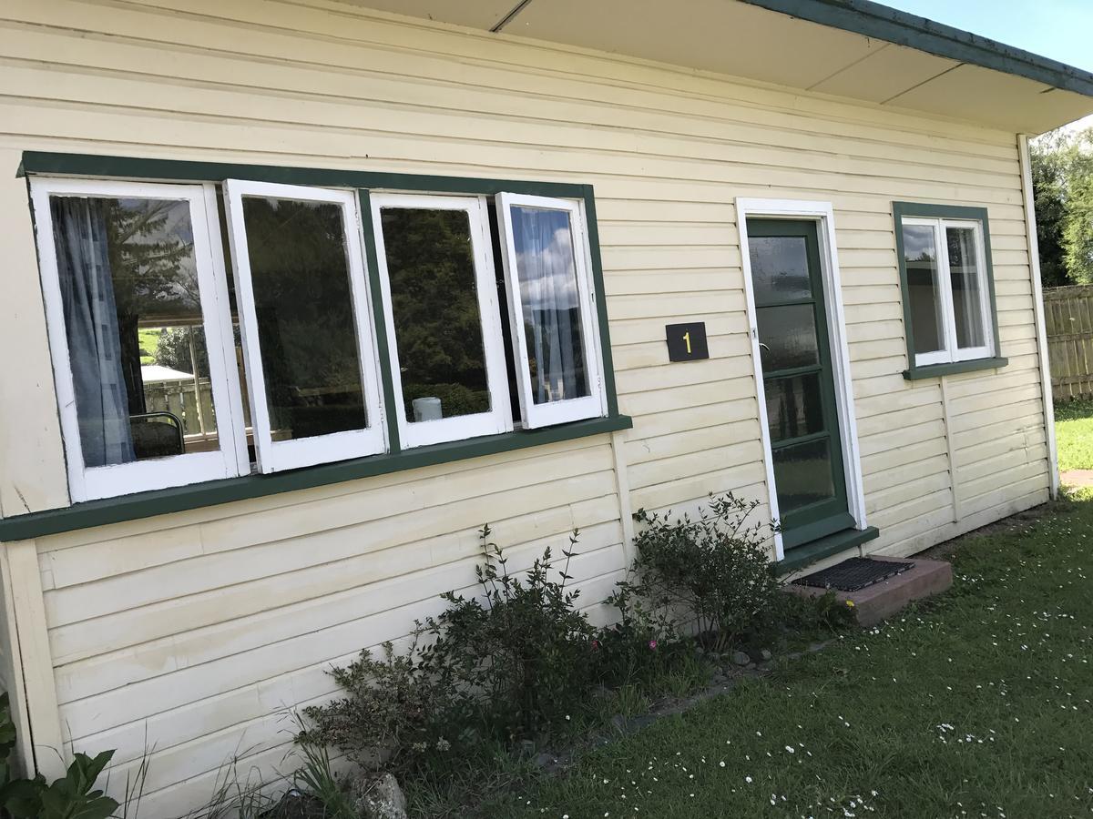 Golden Springs Motel, Holiday Park Rotorua Extérieur photo