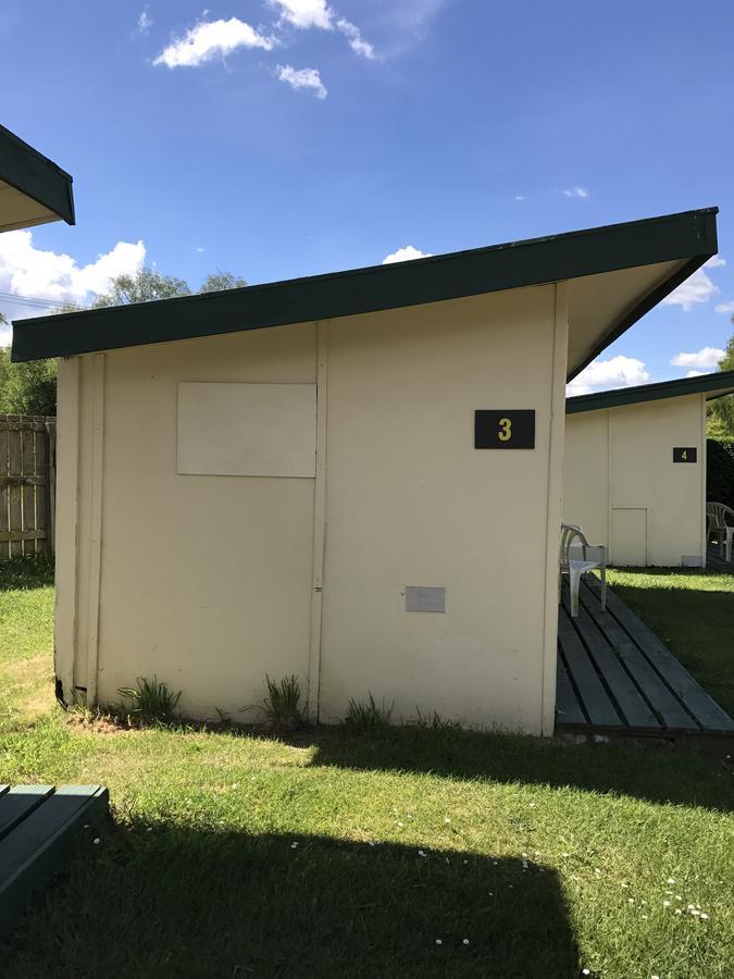 Golden Springs Motel, Holiday Park Rotorua Extérieur photo